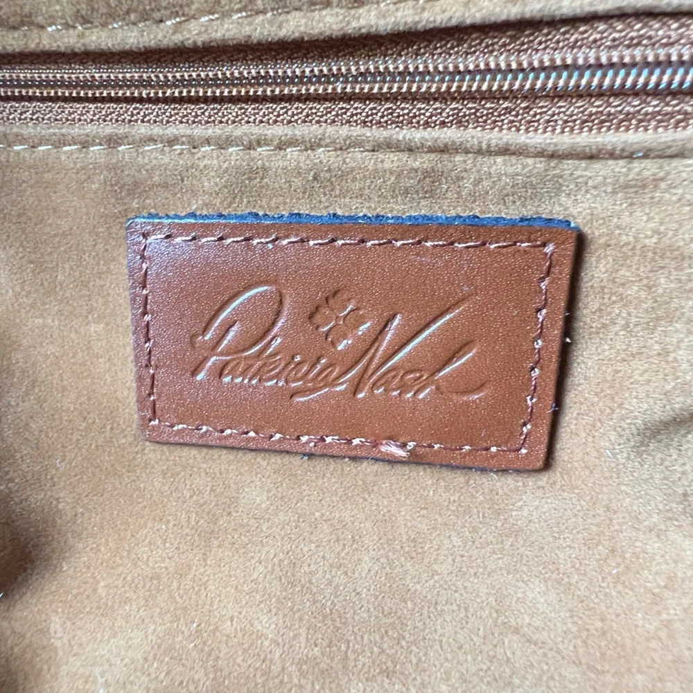 Patricia Nash Turquoise Framed Gracchi Tooled Burnt Leather Crossbody Set - Picture 12 of 16